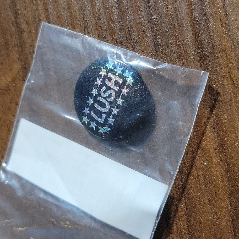 Supreme lush button fw19